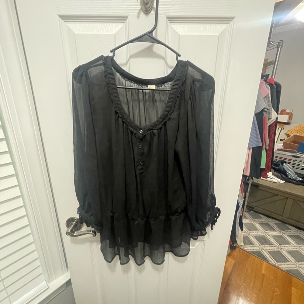 Old Navy Sheer Flutter Sleeve Blouse summer capsule wardrobe Priced right